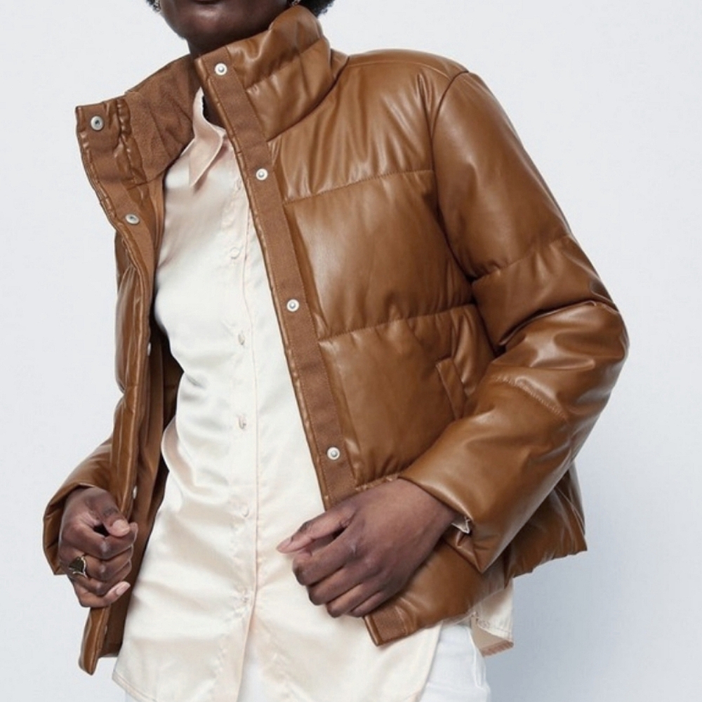 . Gap Camel Fleece Lined Short Long Sleeve Puffer Coat